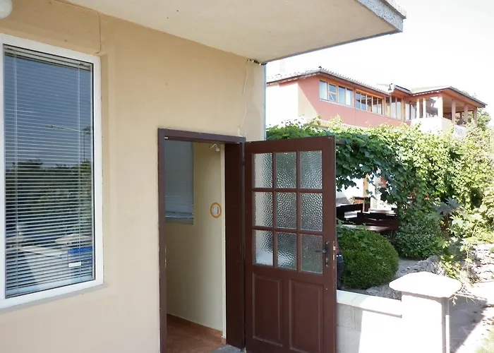 בית הארחה Ivanova Cheshma 3*